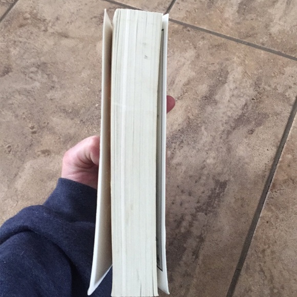 Book - Picture 4 of 8